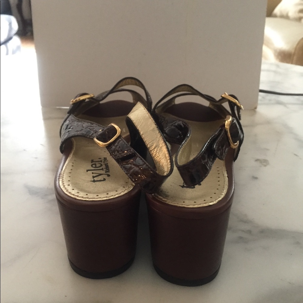 Richard Tyler shoes - Picture 3 of 5